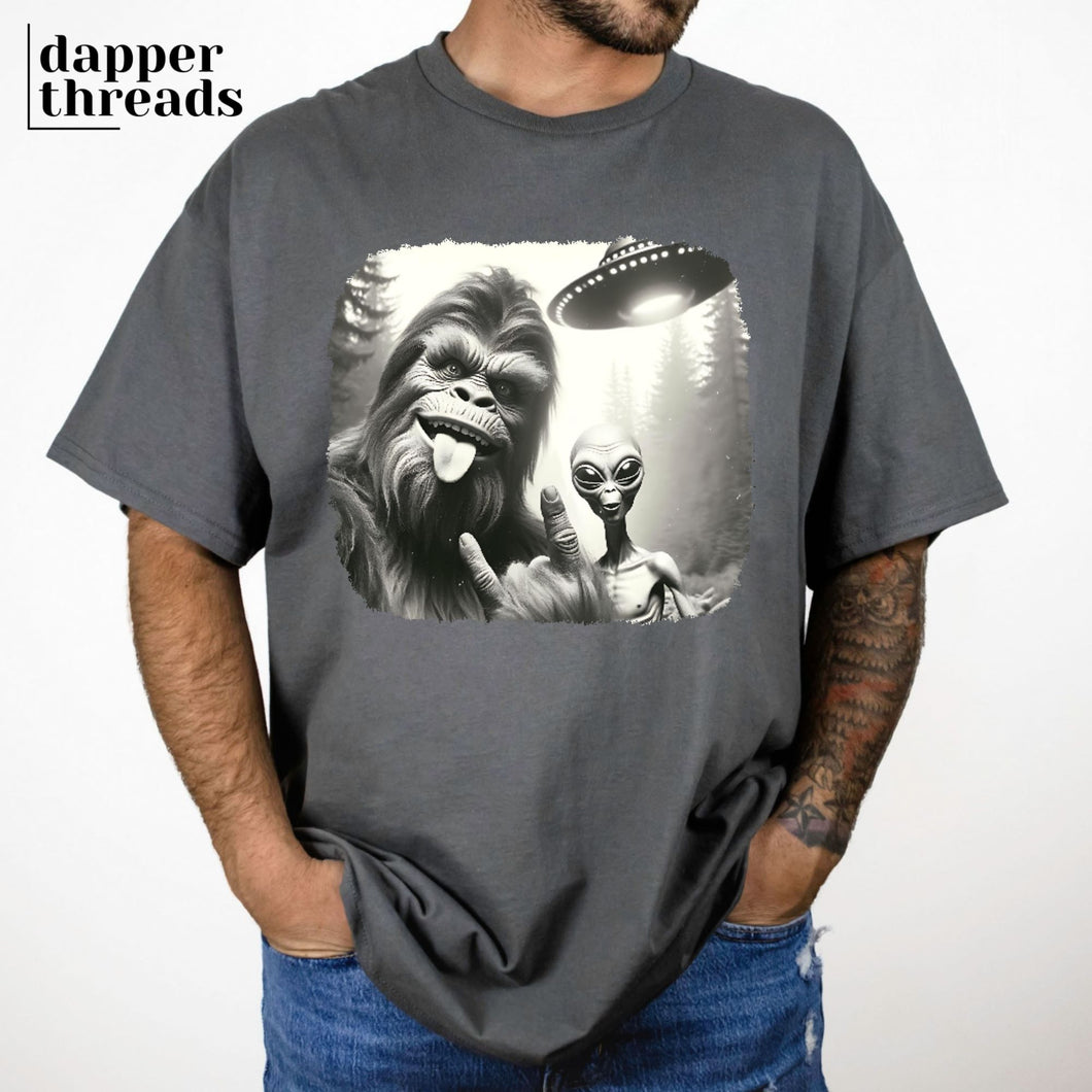 Bigfoot Alien Selfie Tee