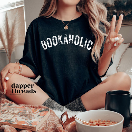 Bookaholic Arch Distressed Tee